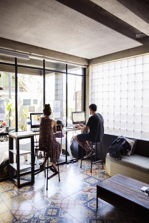 M Boutique Hostel Seminyak Zewnętrze zdjęcie