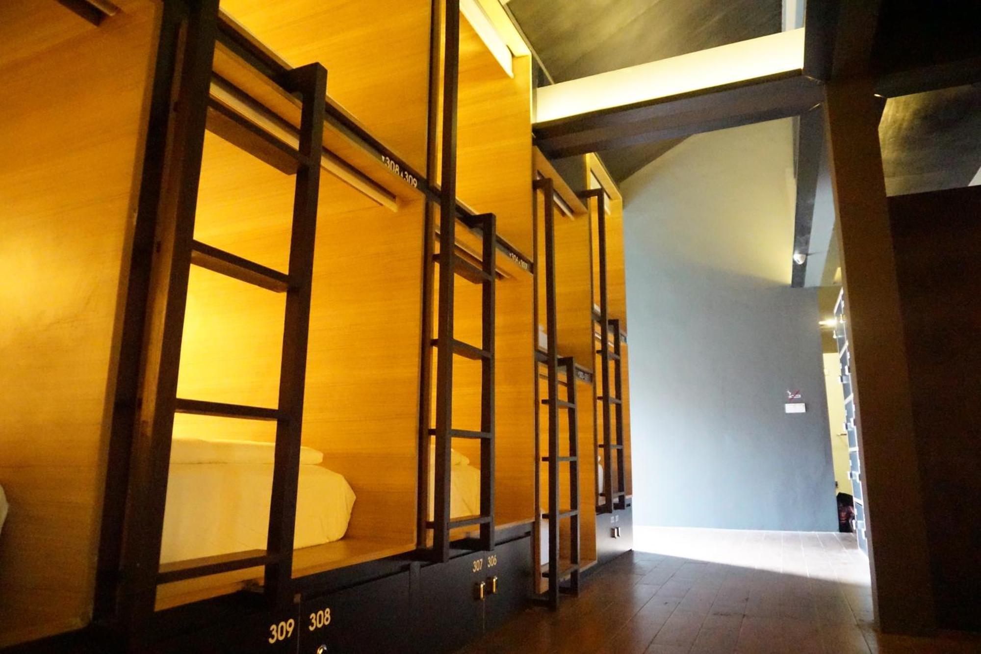 M Boutique Hostel Seminyak Zewnętrze zdjęcie