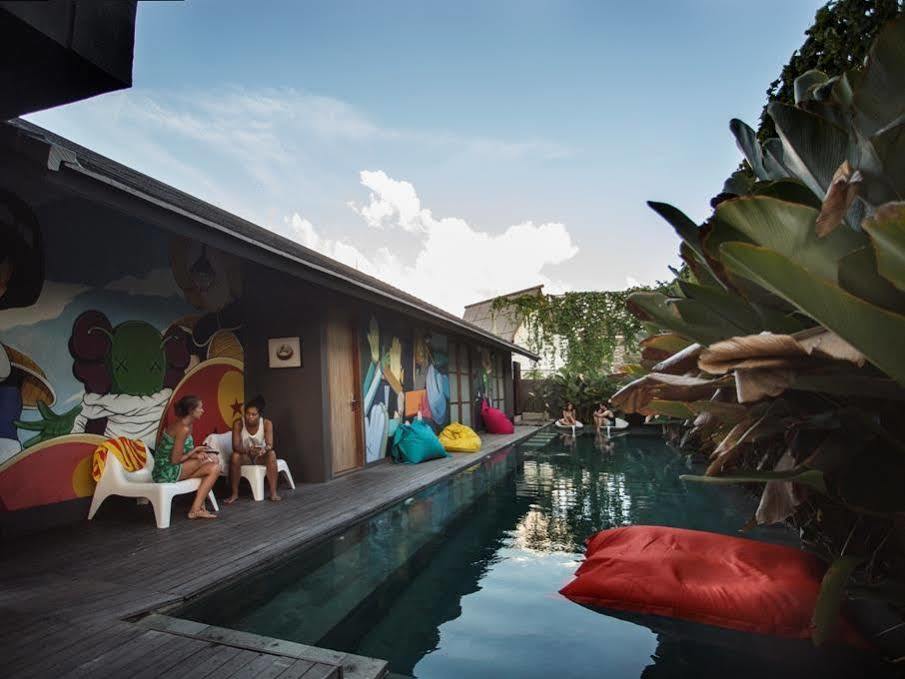 M Boutique Hostel Seminyak Zewnętrze zdjęcie